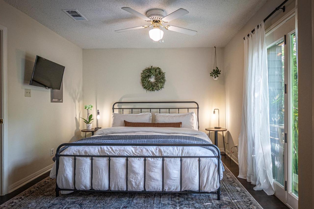 Lush, Enchanting Austin Oasis!公寓 外观 照片